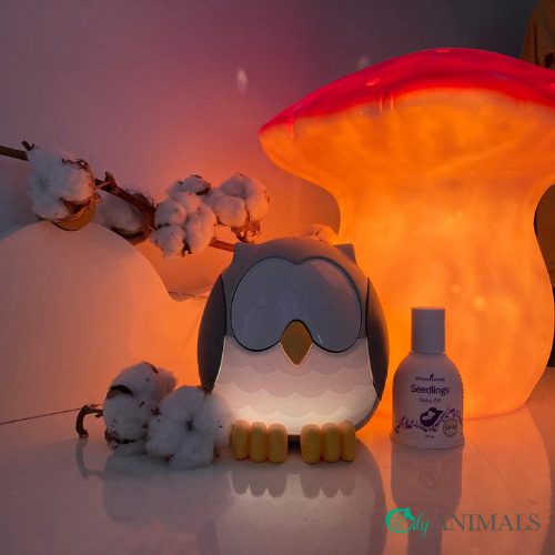 Young Living Feather the Owl diffuser met licht aan Webshop Oily Animals